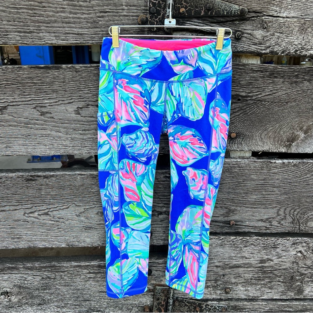 Lilly Pulitzer Luxletic 21" Weekender leggings in Multi Casa Del Sol